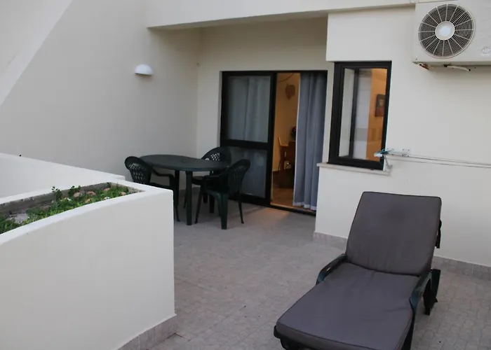 Magnoliamar 304 לאגוּ‏ש